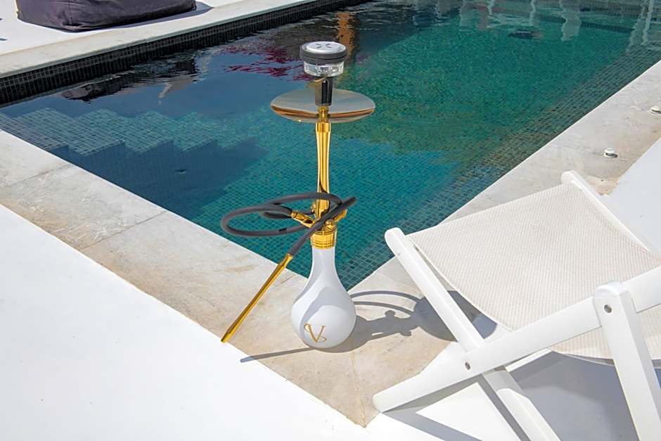 Bianco a Nero Mykonos