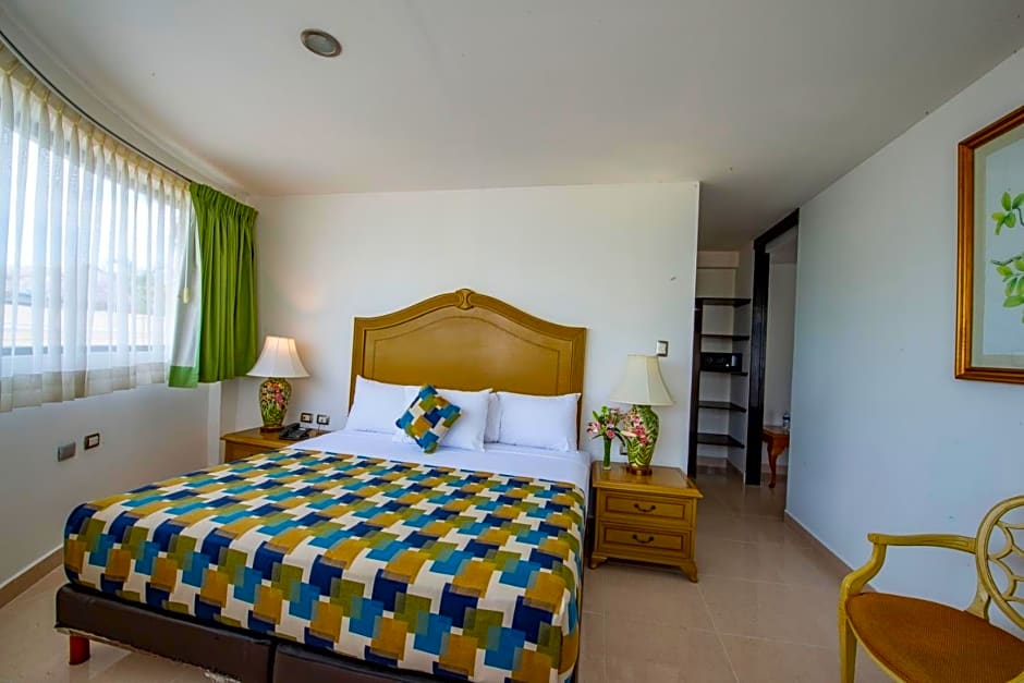 Hotel Embajadores