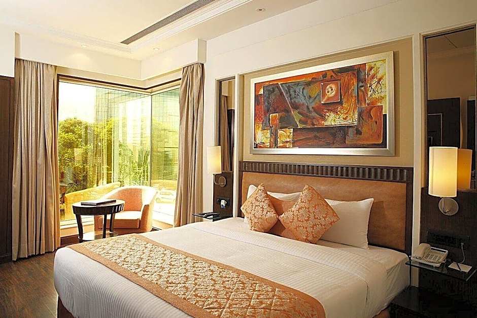 Inde Hotel Signature Tower