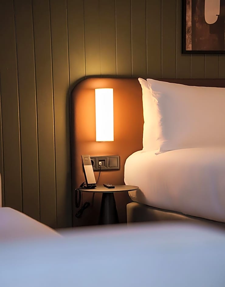 The Honest Budapest by Chic & Basic