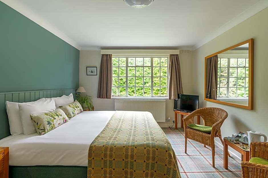 Photo 1 of 8 of 1 Double Bed or 2 Beds, Inland View