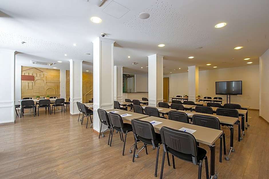 Centrum Hotel