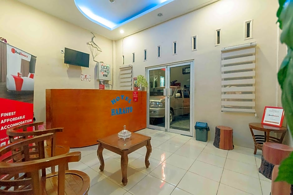 RedDoorz @ Haraito Tarutung