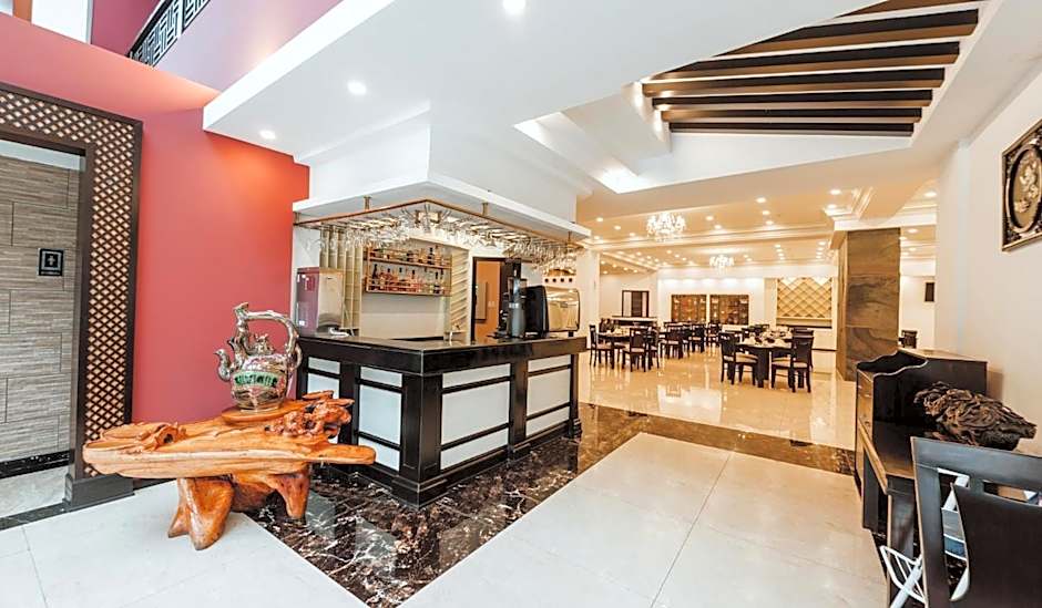 Nobility Grand Hotel