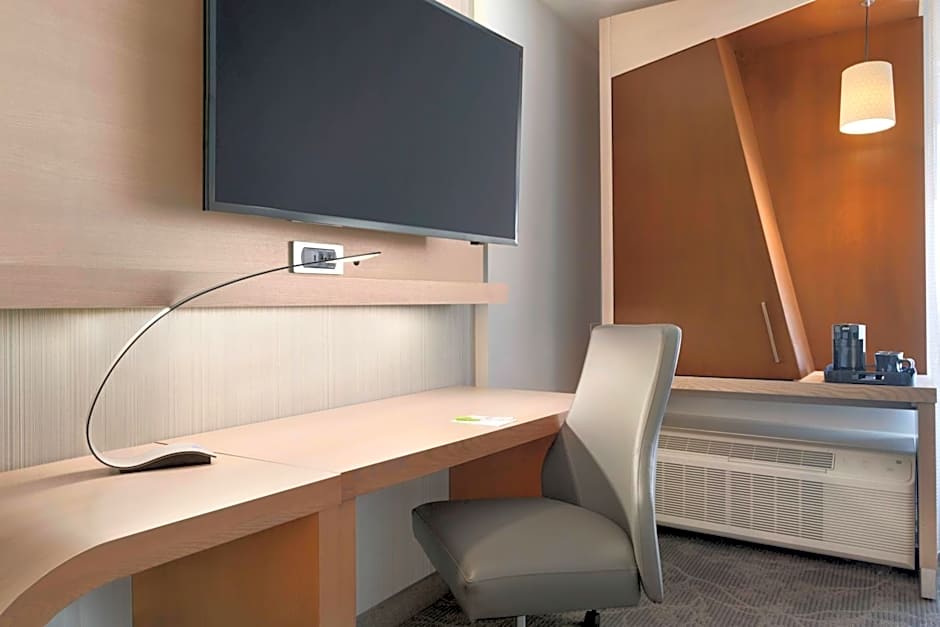 Courtyard by Marriott Toronto Mississauga/West