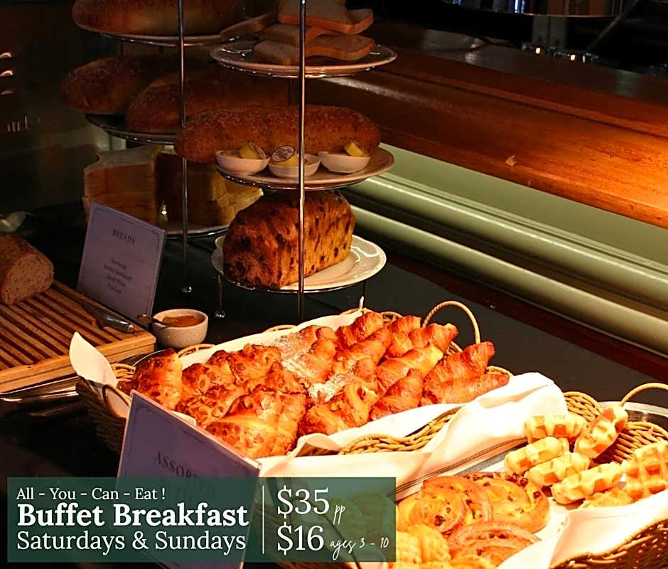 Alpine Hotel, Eat Drink Sleep