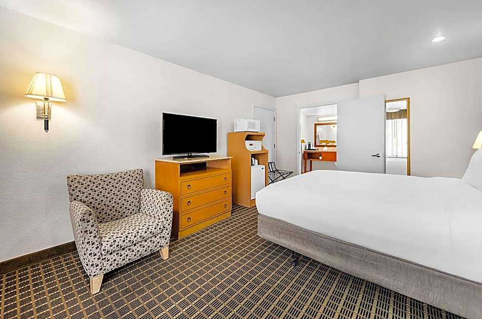 SureStay Plus by Best Western San Jose Central City