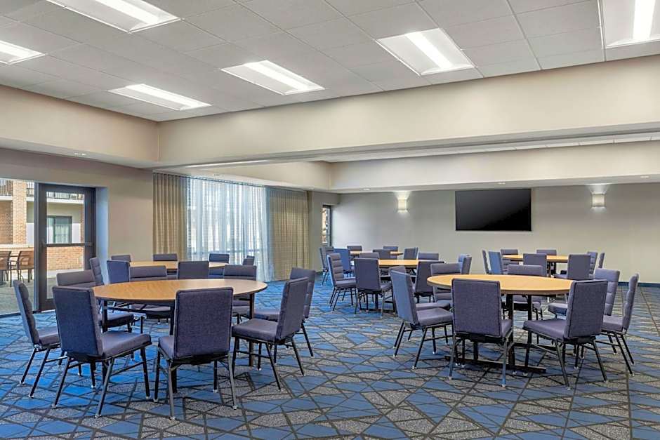 Courtyard by Marriott Boston Norwood/Canton