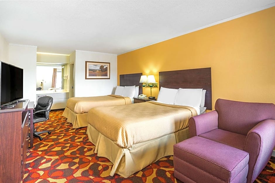 Days Inn by Wyndham Salem