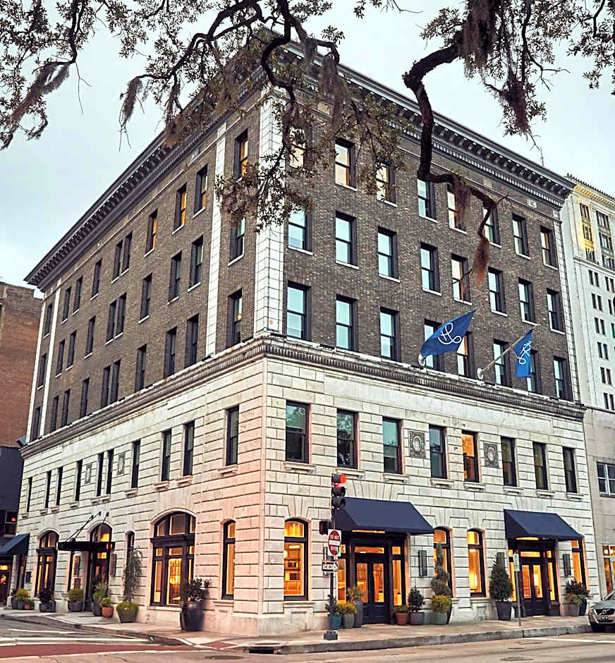 The Drayton Hotel Savannah, Curio Collection by Hilton