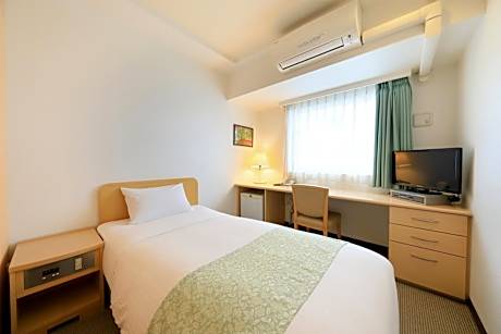 Single Room - Smoking