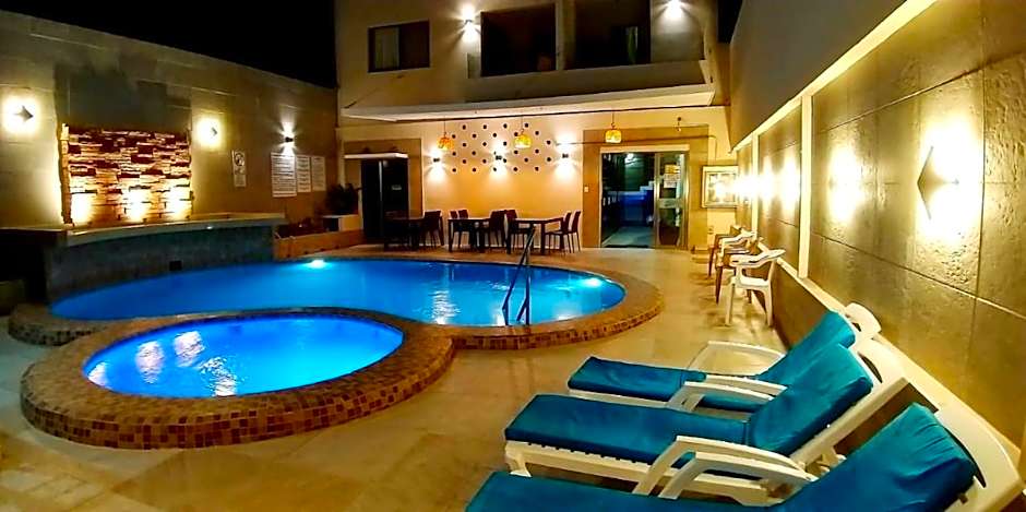 Hotel & Suites Domani