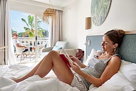 Double Premium Garden View