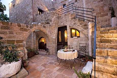 Porolithos Boutique Hotel