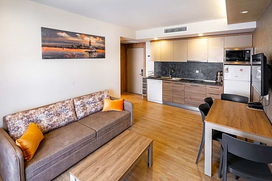 Golden World Suite Hotel