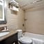 Travelodge by Wyndham South Hackensack