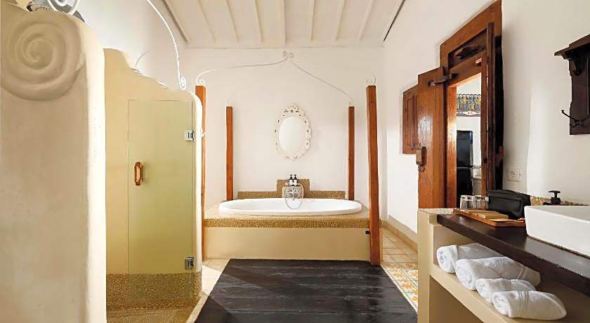 Puri Tempo Doeloe Boutique Hotel