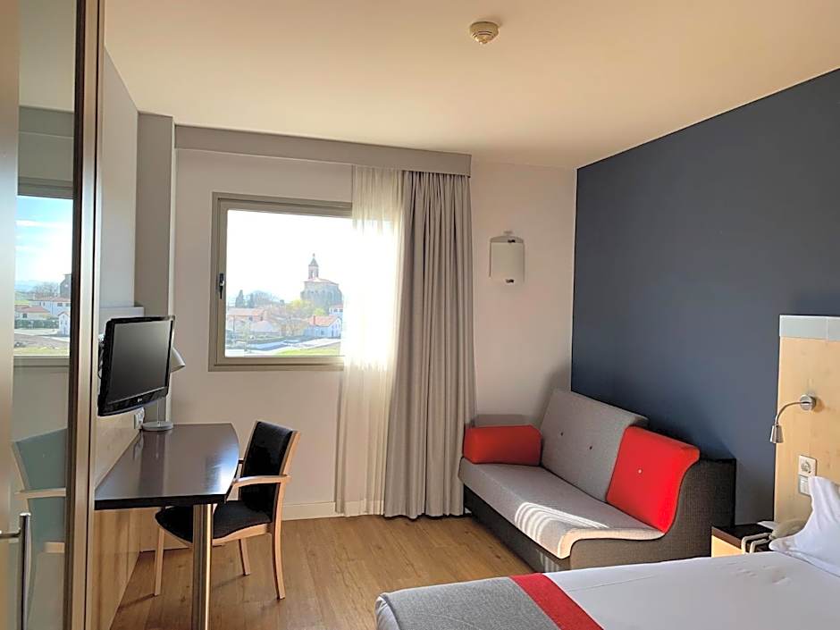 Holiday Inn Express Vitoria By IHG