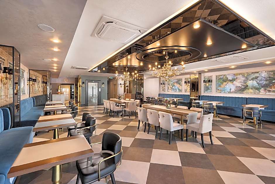 The New Hotel Zeybek