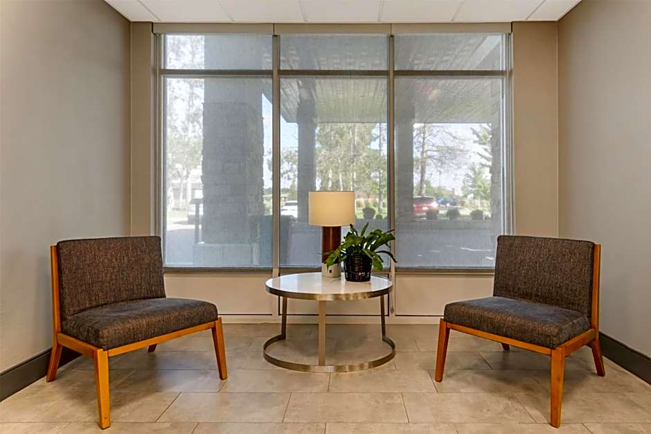 Best Western Plus Isanti