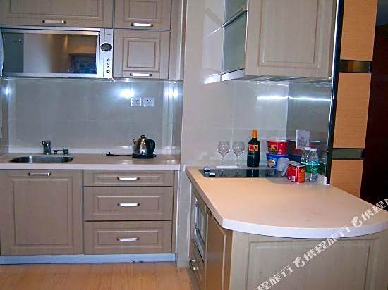 Weixideng Huifeng International Apartment Hotel