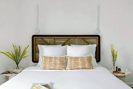 Three-Bedroom Premium Apartment with Balcony