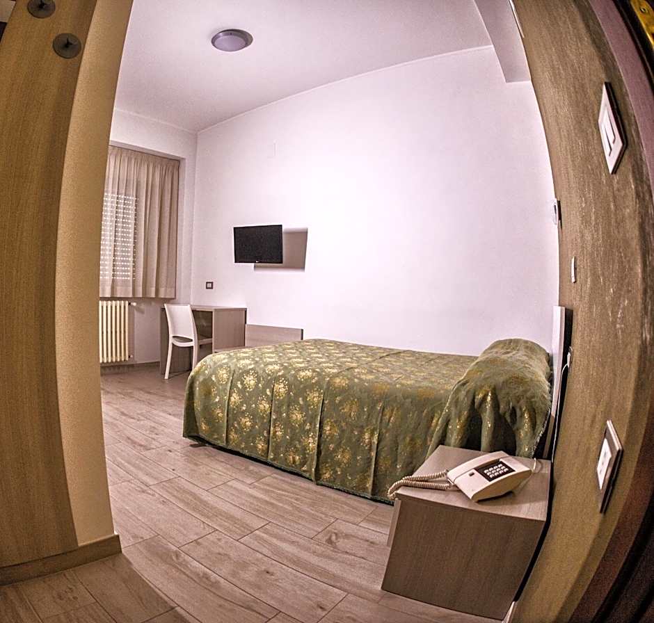 Tourist Hotel