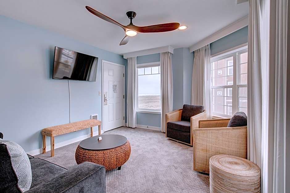 Inn of the Four Winds Seaside Oceanfront