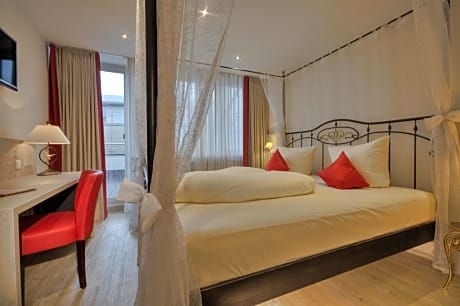 King Room with Balcony