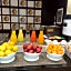 Queens Suite Hotel