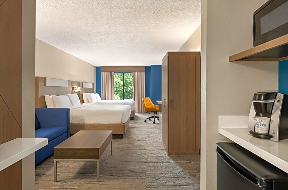 Holiday Inn Express & Suites Greenville-Downtown by IHG