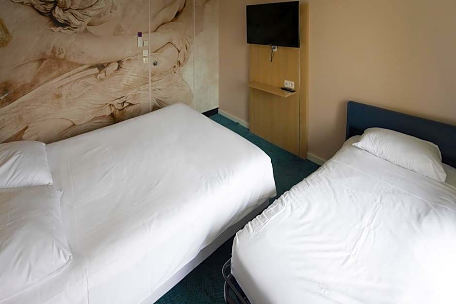 Ibis Styles Chinon