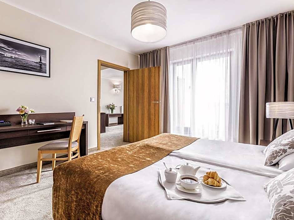 Mercure Wiazowna Brant