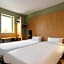 B&B HOTEL Calais Centre St Pierre
