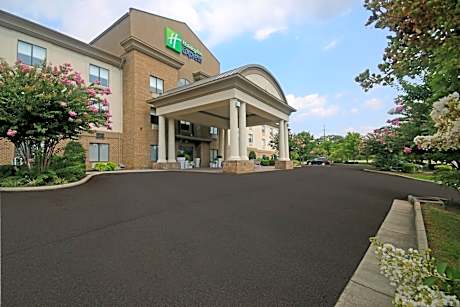 Holiday Inn Express Troutville-Roanoke North By IHG
