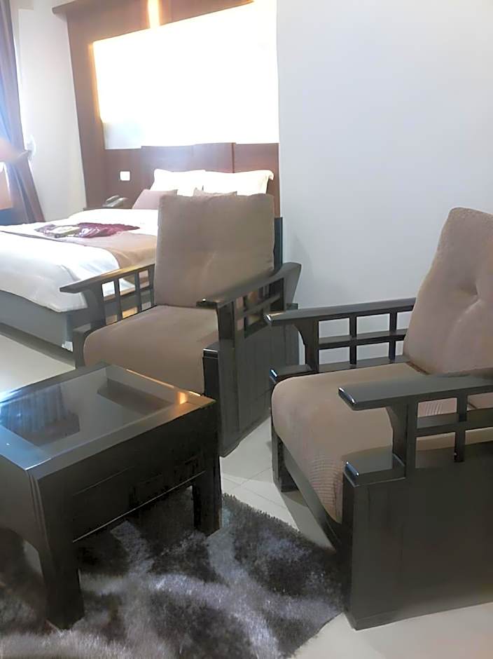 Townhouse Oak Padang near RTH Imam Bonjol