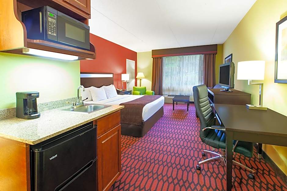 Baymont by Wyndham Harrisburg