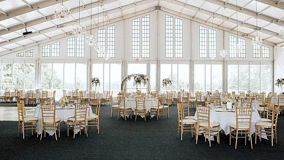 Woodcliff Hotel And Spa