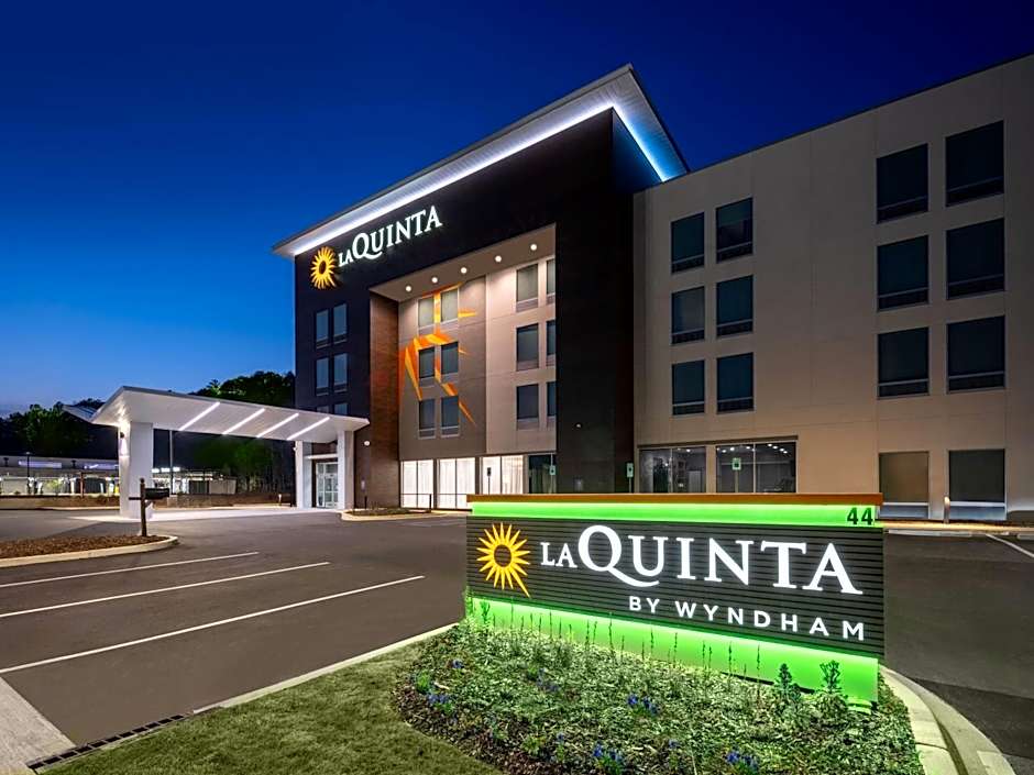 La Quinta by Wyndham Chelsea Birmingham