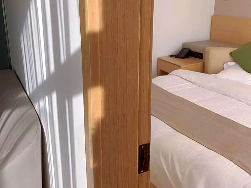 GreenTree Inn Langfang Dachang Studio City