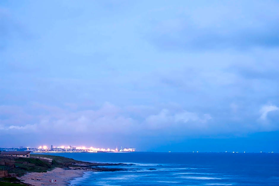 Best Western Plus Accra Beach Hotel