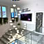 La Luna Premium Deluxe Apartment with Pool & Jacuzzi, Bikes and Secured Parking