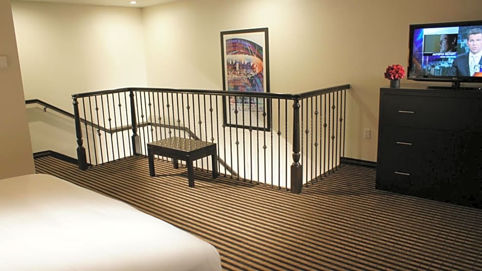 Holiday Inn Express Hollywood Walk of Fame By IHG