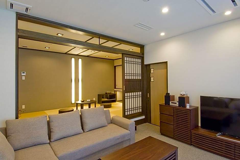 Okunoin Hotel Tokugawa