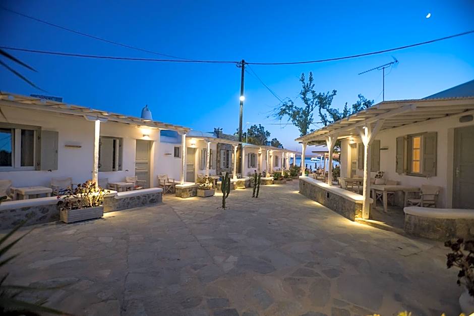 Agia Anna Beachfront Boutique