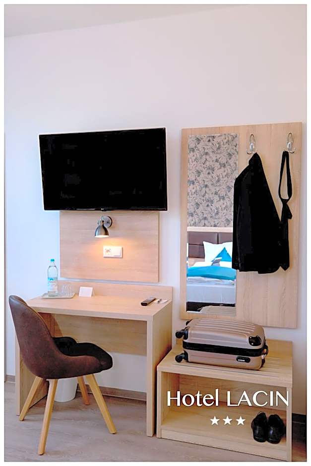 Hotel LACIN