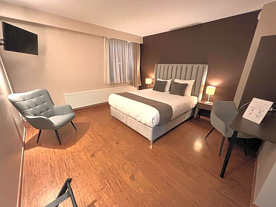 Escale Hotel