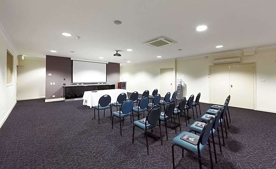 ibis Styles Canberra