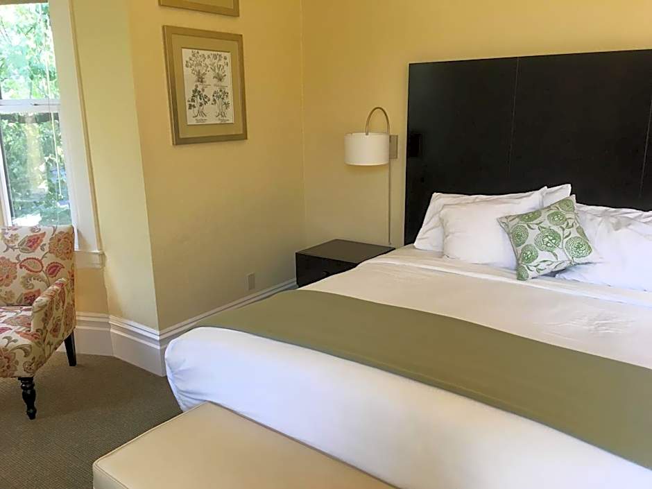 Healdsburg Inn on the Plaza, A Four Sisters Inn