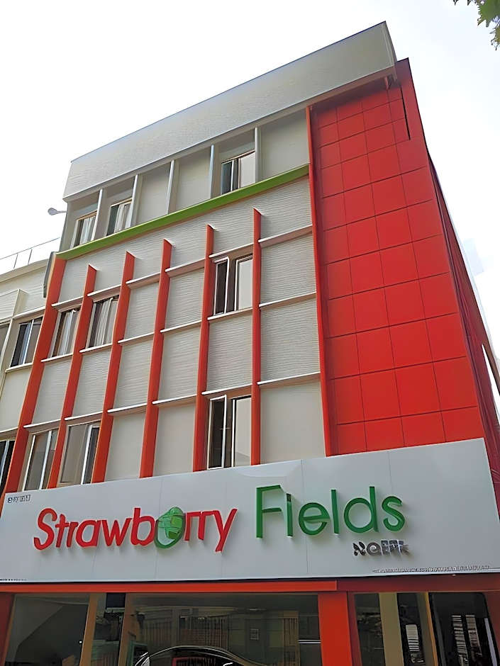 Hotel Strawberry Fields